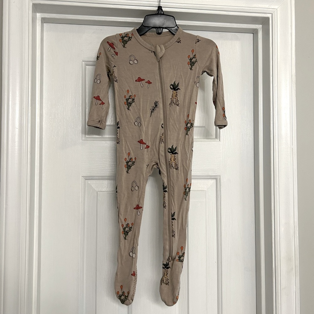 Kyte BABY Harry Potter print baby onesie footie 6-12 months